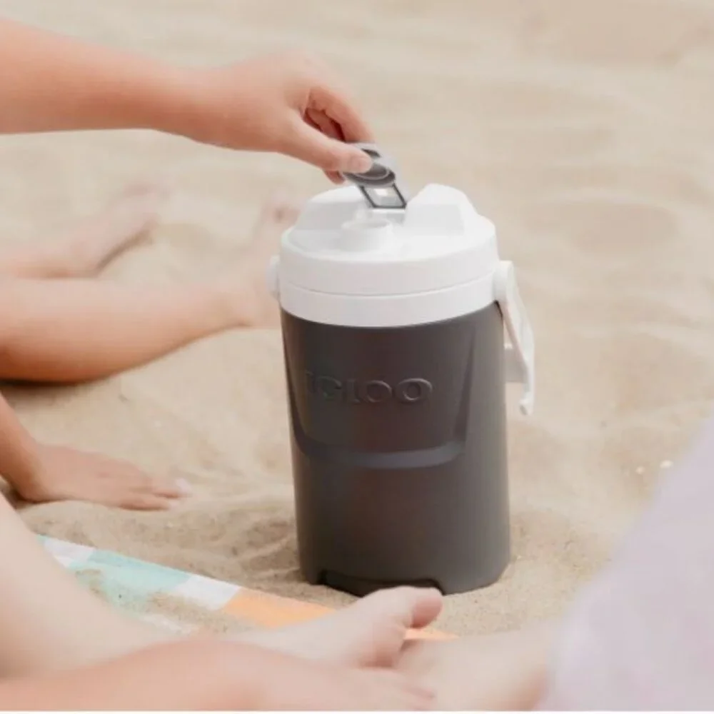 NEW Igloo Half Gallon Tumbler Jug Cooler Beverage Container Thermos 1/2 Gallon